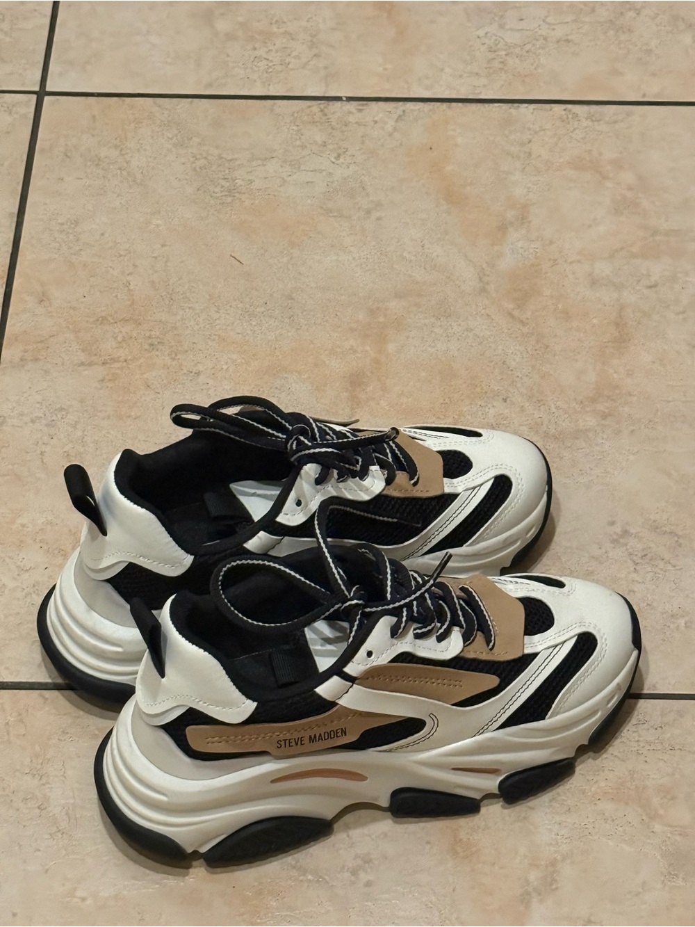Steve Madden Possession Platform Sneakers Women’s Size 9 Black White Tan EUC - Picture 9 of 16
